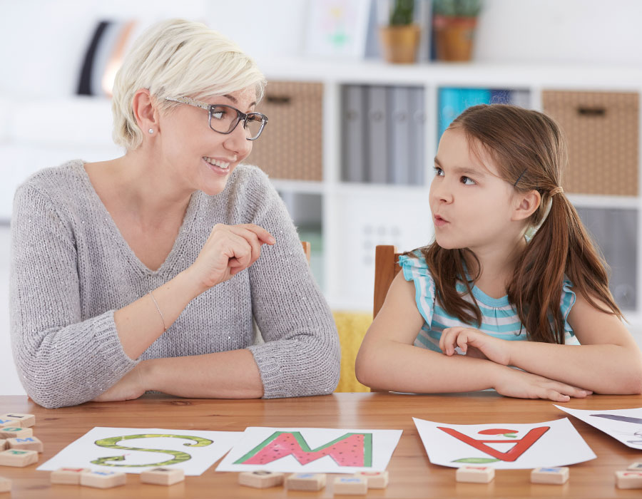 Estudos do comportamento verbal